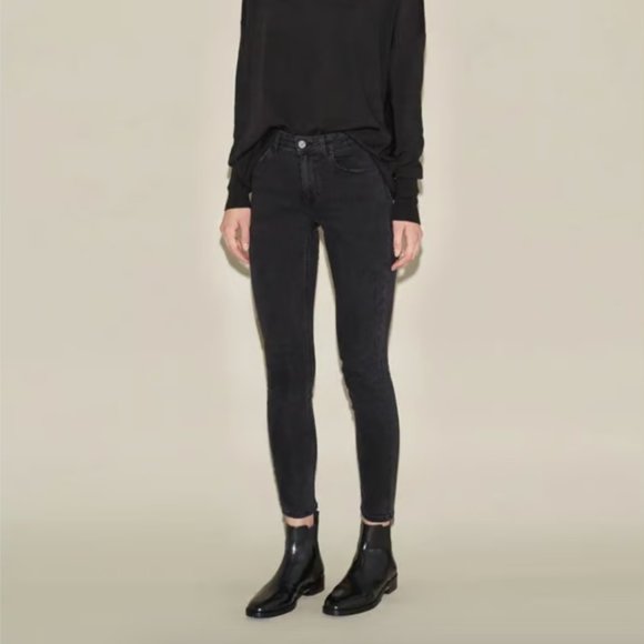 ACNE STUDIOS "Skin 5 Used Black" mid-rise skinny jeans - Picture 1 of 11